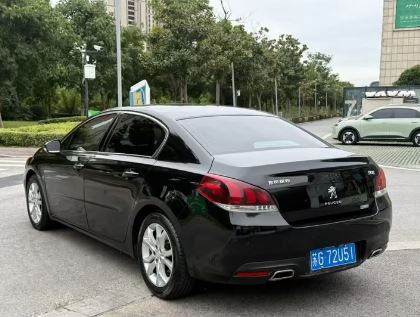 2015, Peugeot 508, 1.6T automatic, keyless entry, one-button start, electric seats, seat heating, reverse camera, tire pressure monitoring, zoned air conditioning, sunroof, automatic headlights, steering auxiliary lighting. Peugeot 508